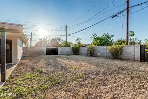 Exterior - 1258 E Campus Dr, Tempe, AZ 85282 photo 11 of 12