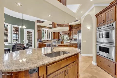 Kitchen - 2371 E Sanoque Ct, Gilbert, AZ 85298 photo 4 of 4