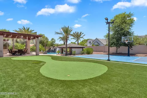Exterior - 2371 E Sanoque Ct, Gilbert, AZ 85298 photo 4 of 5