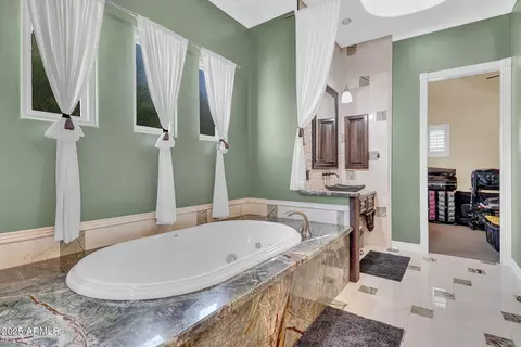 Bath - 2371 E Sanoque Ct, Gilbert, AZ 85298 photo 1 of 4
