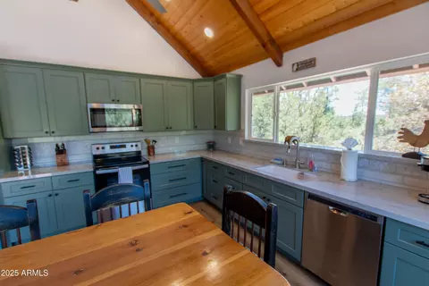 Kitchen - 3184 N Southard Dr, Pine, AZ 85544 photo 4 of 4