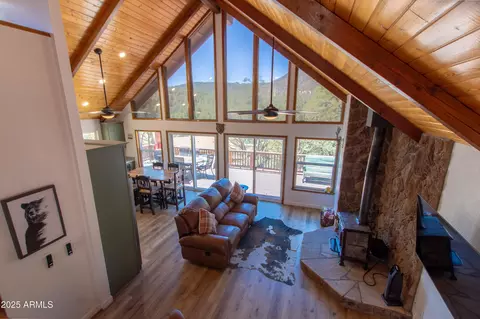Entry Way - 3184 N Southard Dr, Pine, AZ 85544 photo 4 of 6