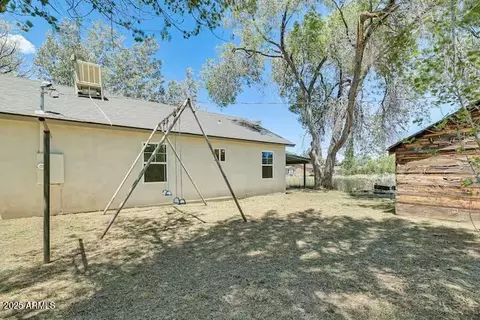 Exterior - 2723 Towell St, Overgaard, AZ 85933 photo 5 of 6