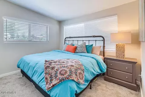 Bedroom - 2723 Towell St, Overgaard, AZ 85933 photo 3 of 7