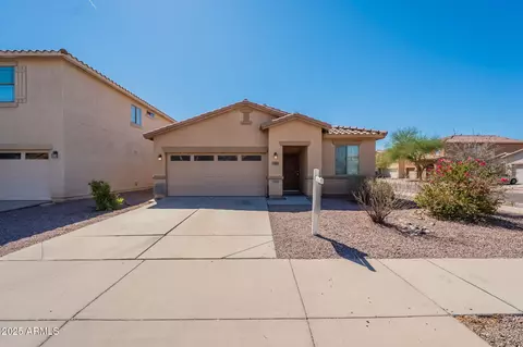 6820 S 68th Ln, Laveen, AZ 85339