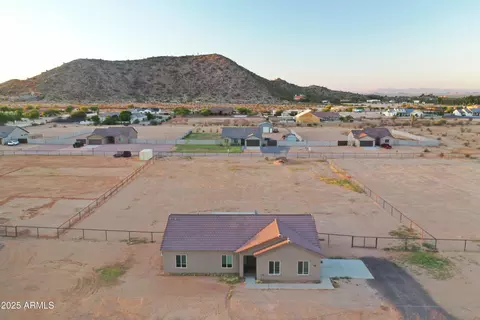 8284 W Mccartney Rd, Casa Grande, AZ 85194