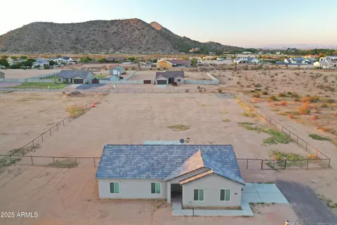 8256 W Mccartney Rd, Casa Grande, AZ 85194