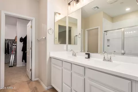 Bath - 1825 E Hampton Ln #108, Gilbert, AZ 85295 photo 1 of 2