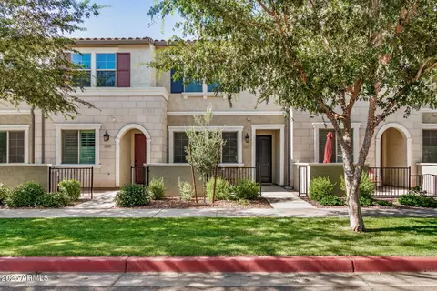 1825 E Hampton Ln #108, Gilbert, AZ 85295