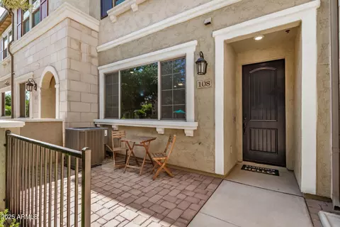 Exterior - 1825 E Hampton Ln #108, Gilbert, AZ 85295 photo 1 of 4