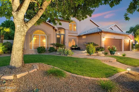 1073 N Layman St, Gilbert, AZ 85233