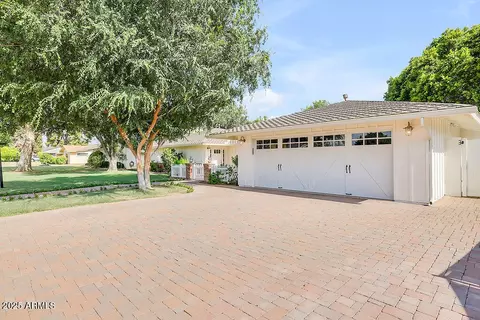 3817 E Highland Ave, Phoenix, AZ 85018 photo 5