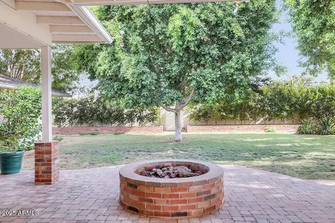 3817 E Highland Ave, Phoenix, AZ 85018 photo 32