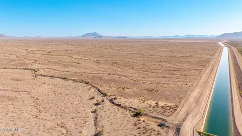 0 W Olive Ave 40 -- #40, Tonopah, AZ 85354
