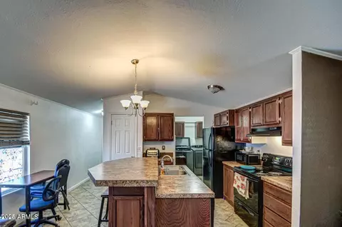 1305 W Summerside Rd, Phoenix, AZ 85041 photo 6