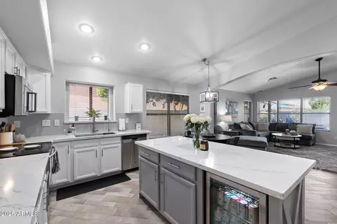 Kitchen - 2111 E Rawhide St, Gilbert, AZ 85296 photo 5 of 5