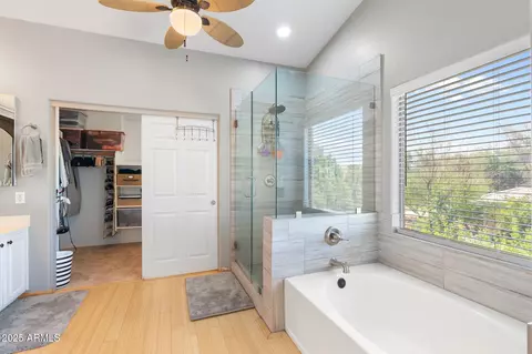 Bath - 1015 S 132nd St, Gilbert, AZ 85233 photo 5 of 7