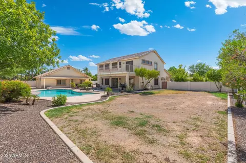 Exterior - 1015 S 132nd St, Gilbert, AZ 85233 photo 11 of 13