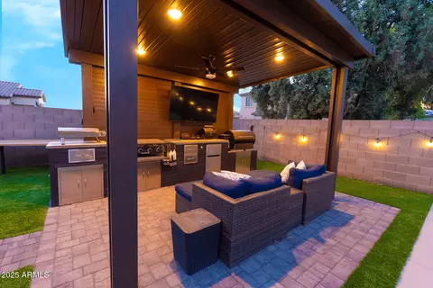 4064 E Reins Rd, Gilbert, AZ 85297 photo 3