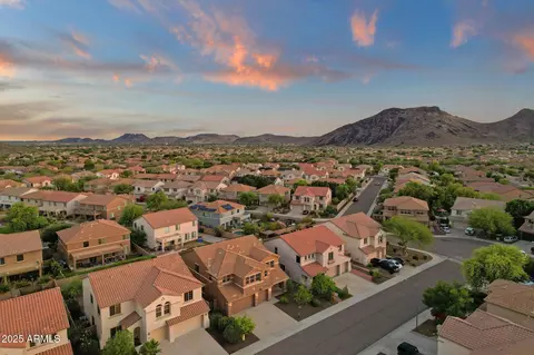 View/Area - 5223 W Bent Tree Dr, Phoenix, AZ 85083 photo 3 of 9