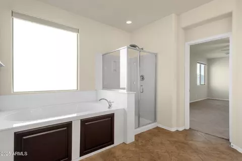 Bath - 5223 W Bent Tree Dr, Phoenix, AZ 85083 photo 2 of 4