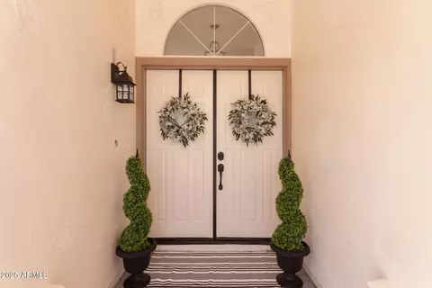 Entry Way - 1202 E Libby St, Phoenix, AZ 85022 photo 1 of 2