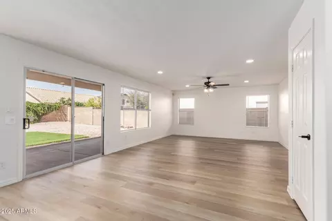 Living - 1202 E Libby St, Phoenix, AZ 85022 photo 5 of 6