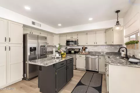 Kitchen - 1202 E Libby St, Phoenix, AZ 85022 photo 1 of 3