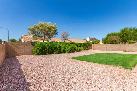 Exterior - 1202 E Libby St, Phoenix, AZ 85022 photo 8 of 10