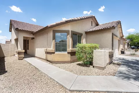 2698 E Denim Trl, San Tan Valley, AZ 85143