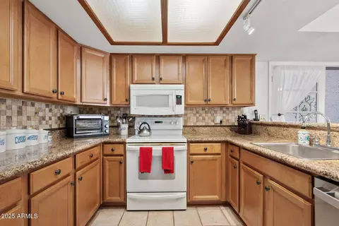 75 N Val Vista Rd, Apache Junction, AZ 85119 photo 7