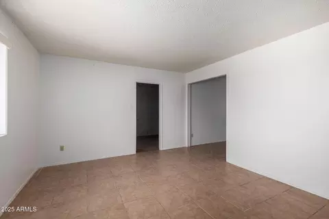 Living - 230 E Fairmont Dr, Tempe, AZ 85282 photo 3 of 5