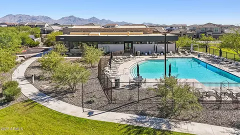 5827 E Covey Ln, Phoenix, AZ 85054 photo 50