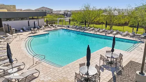 5827 E Covey Ln, Phoenix, AZ 85054 photo 51