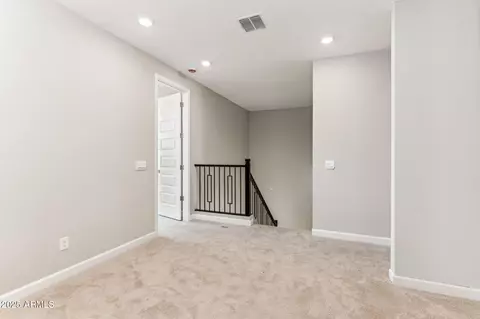 5827 E Covey Ln, Phoenix, AZ 85054 photo 20