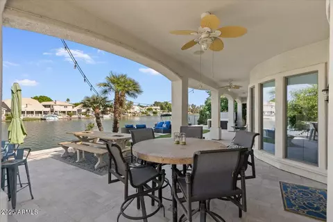 Exterior - 2135 E Clipper Ln, Gilbert, AZ 85234 photo 10 of 13