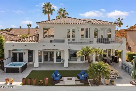 Exterior - 2135 E Clipper Ln, Gilbert, AZ 85234 photo 5 of 13