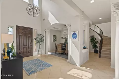 Entry Way - 2135 E Clipper Ln, Gilbert, AZ 85234 photo 4 of 7