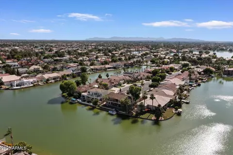 View/Area - 2135 E Clipper Ln, Gilbert, AZ 85234 photo 1 of 7