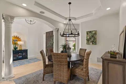 Dining - 2135 E Clipper Ln, Gilbert, AZ 85234 photo 4 of 4