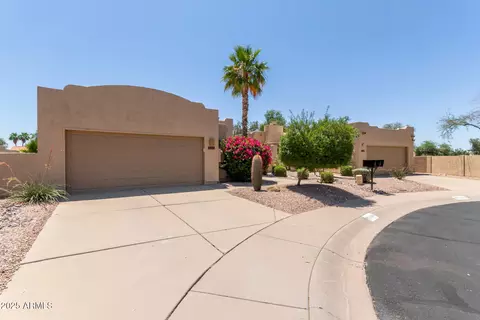 Exterior - 13041 S 45th Pl, Phoenix, AZ 85044 photo 2 of 9