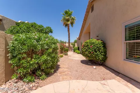 Exterior - 13041 S 45th Pl, Phoenix, AZ 85044 photo 6 of 9