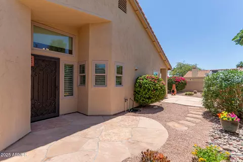 Exterior - 13041 S 45th Pl, Phoenix, AZ 85044 photo 5 of 9