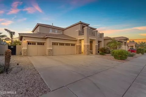 13824 W Gelding Dr, Surprise, AZ 85379