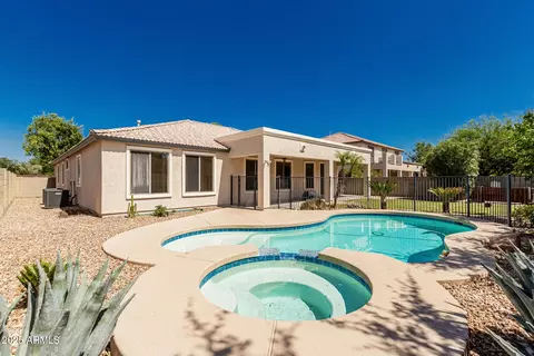 4520 N 151st Dr, Goodyear, AZ 85395