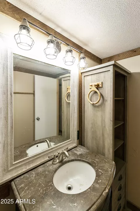 525 W Shiprock St, Apache Junction, AZ 85120 photo 11