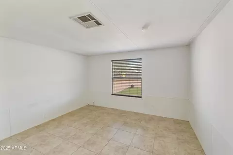 525 W Shiprock St, Apache Junction, AZ 85120 photo 9
