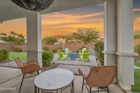 Exterior - 2024 E Chama Dr, Phoenix, AZ 85024 photo 4 of 8