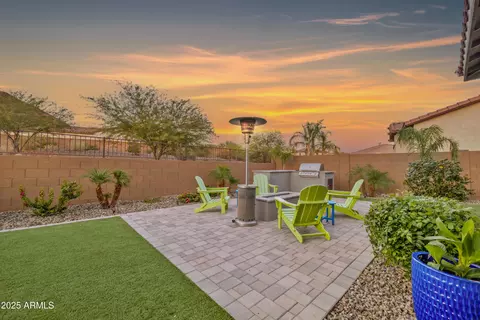 Exterior - 2024 E Chama Dr, Phoenix, AZ 85024 photo 8 of 8