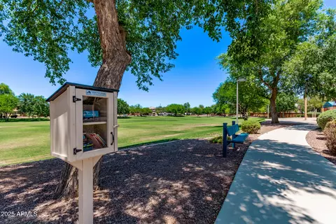 View/Area - 2547 E Vermont Dr, Gilbert, AZ 85295 photo 4 of 5